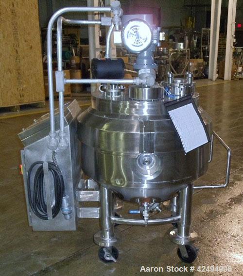 Used- Pfaudler Glass Lined Reactor, 15 Gallon. Flat top, coned bottom. Internal rated 100 PSI & FV at 450 Degrees F, stainle...