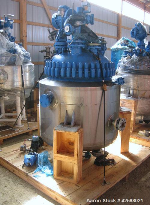 Used Pfaudler Glass Lined Reactor, 100 gallon, model E32-100-100-150. 32" Diameter x 24" straight side. 2:1 Elliptical bolt on head, 2:1 elliptical bottom. Internal rated 100 psi/FV at -20 to 450 deg...