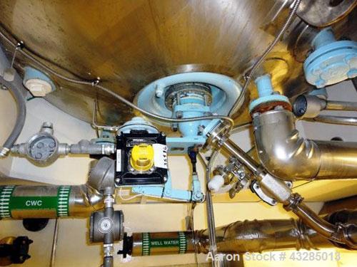 Used- Pfaudler Glass Lined Reactor, 300 Gallon.  Internal rated 125 psi and full vacuum at 450 degrees F, jacket rated 100 p...