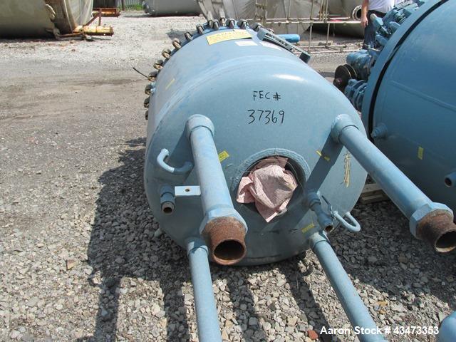 Used Pfaudler Glass Lined Reactor, 200 Gallon, 5019 Glass. Internal rated 100 psi & Full Vacuum at 450 degrees F. Jacket rated 90 psi at 350 degrees F. 4 DTW Pfaudler agitator drive with mechanical s...