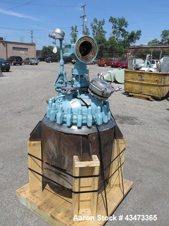 Used Pfaudler Glass Lined Reactor, 30 Gallon, 5019 Glass. Internal rated 100 psi & Full Vacuum at 450 degrees F. Jacket rated 150 psi at 520 degrees F. DTW Pfaudler agitator drive. Serial# R190-0414,...