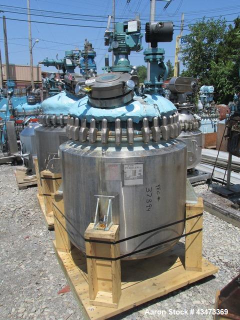 Used Pfaudler Glass Lined Reactor, 100 Gallon. Internal rated 150 psi & Full Vacuum at 450 degrees F, vessel top rated 100 psi & Full Vacuum at 450 degrees F. Jacket rated 150 psi at 520 degrees F. 2...