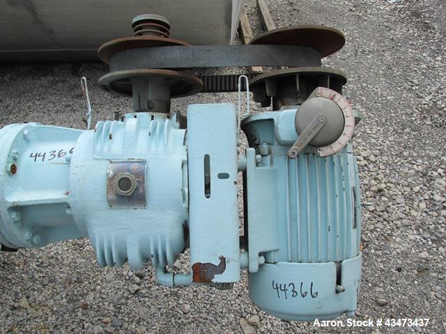 Pfaudler Glass Lined Reactor, 500 Gallon. Internal rated 100 psi & Full Vacuum at 450 degrees F. Jacket rated 100 psi at 450 degrees F. 10hp 4DTW Pfaudler agitator drive with mechanical seal, 230/460...