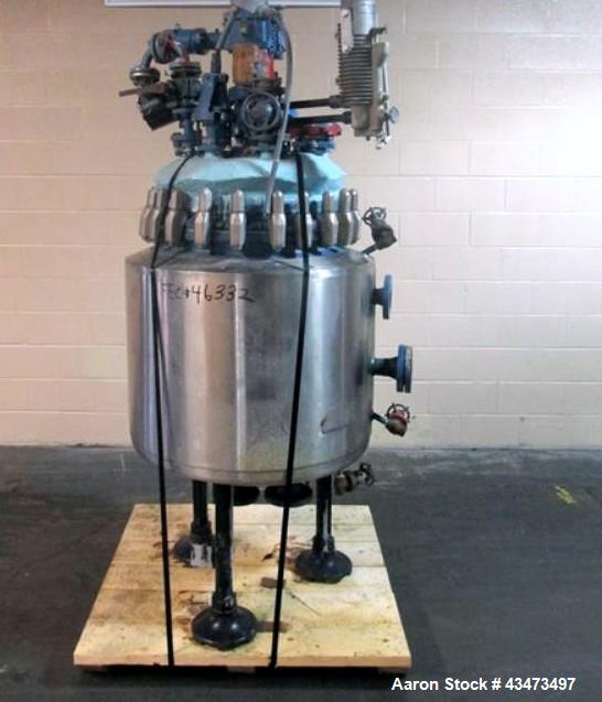 Used Pfaudler Glass Lined Reactor, 50 Gallon, 5019 Glass. Internal rated 100 psi & Full Vacuum at 450 degrees F. Jacket rated 150 psi at 520 degrees F. 2.5 DTW Pfaudler agitator drive with mechanical...
