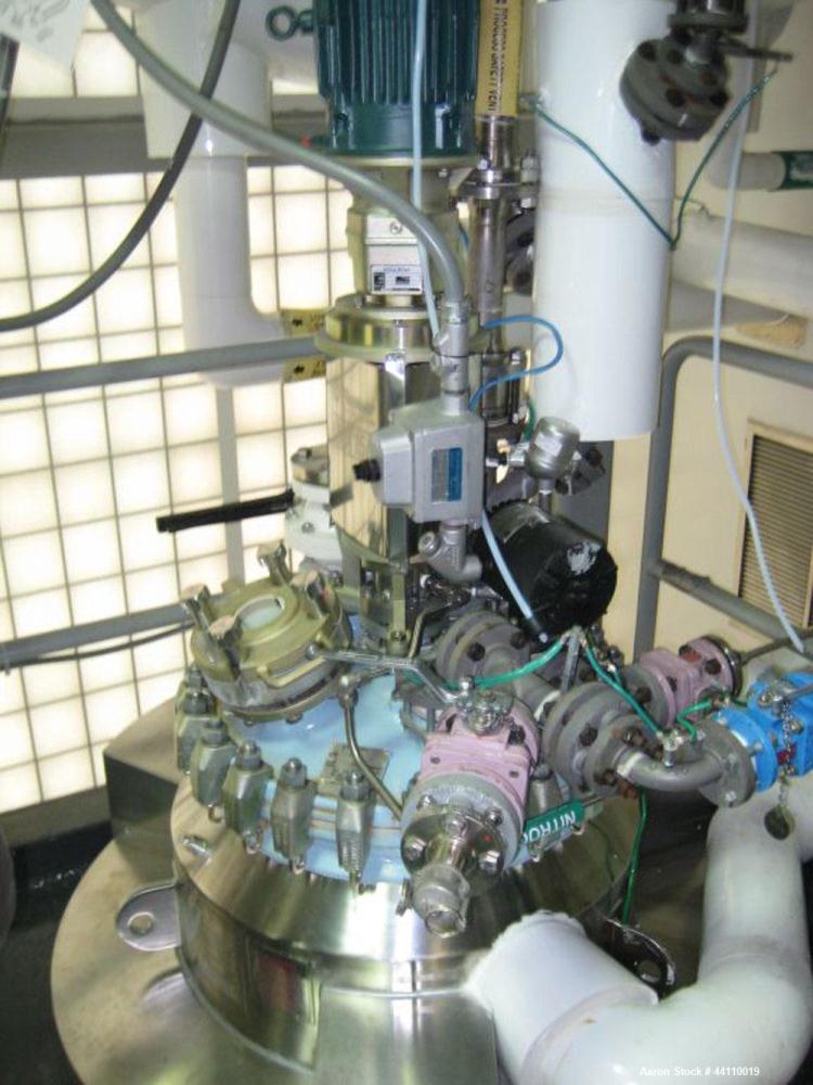 Used Pfaudler Glass Lined Reactor, 50 Gallon. Internal rated 150 psi & Full Vacuum at 450 degrees F, jacket rated 125 psi & Full Vacuum at 450 degrees F.  Type 9115 Dark Blue Glass.  Bolted dished to...
