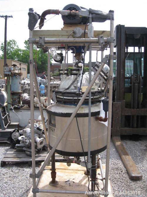 Used Pfaudler glass lined Kilo reactor, 20 gallon glass lined body approximately 18" diameter x 16" straight side, dish bottom, QVF borosilicate glass top, rated 35 psi at 500 f internal, jacketed fo...