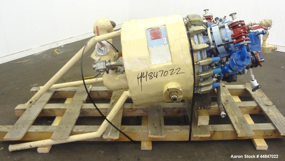 Used Pfaudler Clamp Top Glass Lined Reactor, 20 Gallon, 9115 Blue Glass, Vertical.  Approximately 20" diameter x 14-1/2" straight side, dished clamp top, dish bottom.  Internal rated 150/full vacuum ...