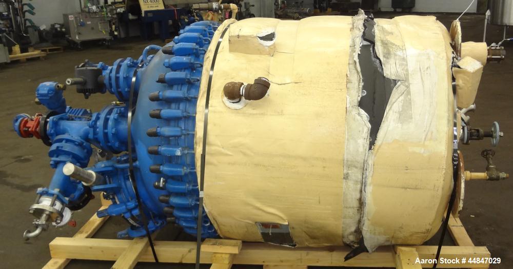 Used Pfaudler Clamp Top Glass Lined Reactor, 200 Gallons, 9115 Blue Glass, Vertical.  Approximately 40" diameter x 36" straight side, dished clamp top, dish bottom.  Internal rated 100/full vacuum ps...