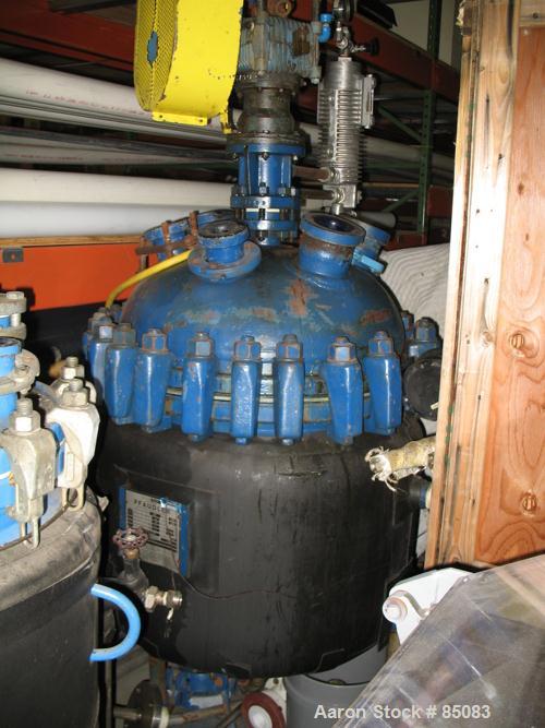 USED: Pfaudler 50 gallon glass lined reactor, 6115 glass. 24" diameter x 18" deep, bolt on dished top, dish bottom. Internal rated 400 at 650 deg F, carbon steel jacket rated 50 psi at 350 deg F. Pfa...