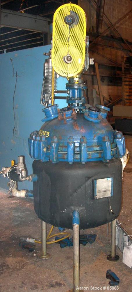 USED: Pfaudler 50 gallon glass lined reactor, 6115 glass. 24" diameter x 18" deep, bolt on dished top, dish bottom. Internal rated 400 at 650 deg F, carbon steel jacket rated 50 psi at 350 deg F. Pfa...