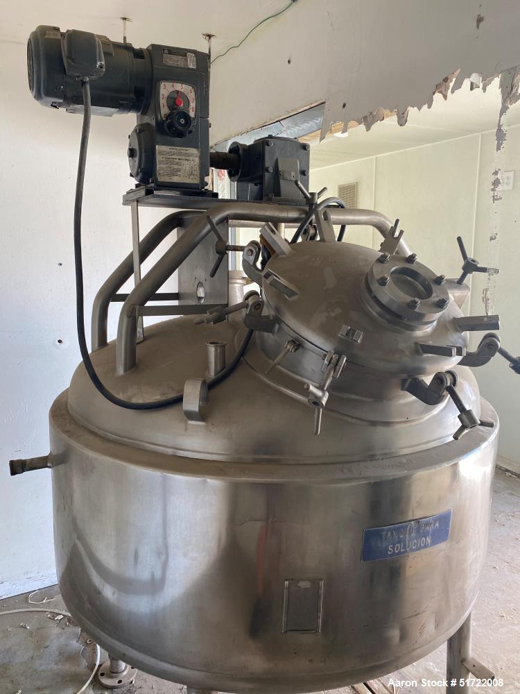 Used Mueller Tank,  Stainless Pressure Vessel / Tank. Approximately 150 Gallon,