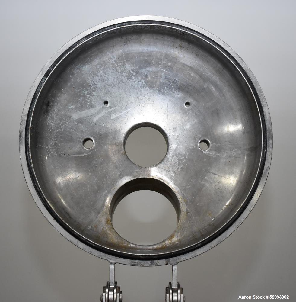 Used Alloy Products 30 Gallon Pressure Vessel / Mix Tank, Stainless Steel, Vertical. Approximate 18" diameter x 28" straight side. Hinge dished top, dished bottom. Internal rated 50 psi at -20 to 200...