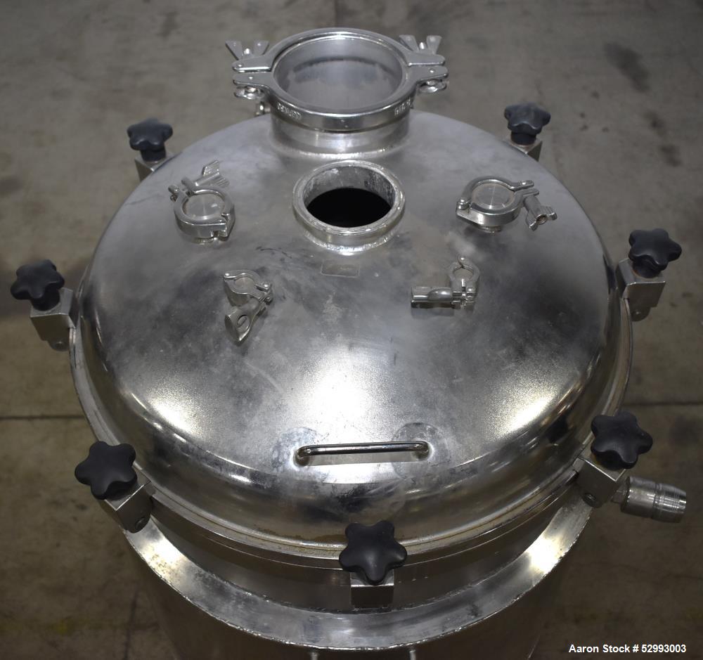 Used Alloy Products 60 Gallon Pressure Vessel / Mix Tank, Stainless Steel, Vertical. Approximate 24" diameter x 30" straight side. Hinge dished top, dished bottom. Internal rated 50 psi at -20 to 300...