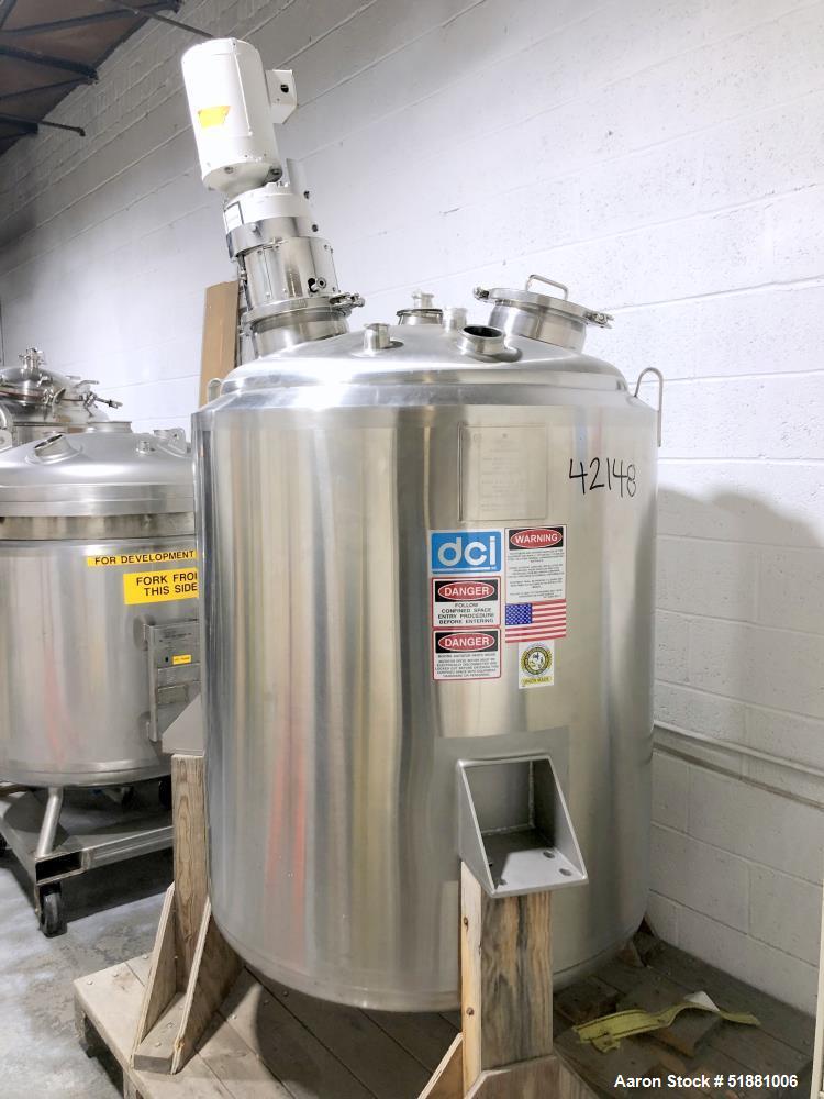 Used- DCI Reactor, 200 Gallon, 316 Stainless Steel, Vertical. Approximate 36" diameter x 42" straight side. Dished top and b...