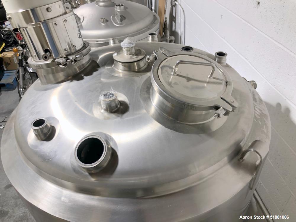 Used DCI Reactor, 200 Gallon, 316 Stainless Steel, Vertical. Approximate 36" diameter x 42" straight side. Dished top and bottom. Internal rated 50 psi / FV at -20 to 300 degrees F. 304 Stainless ste...
