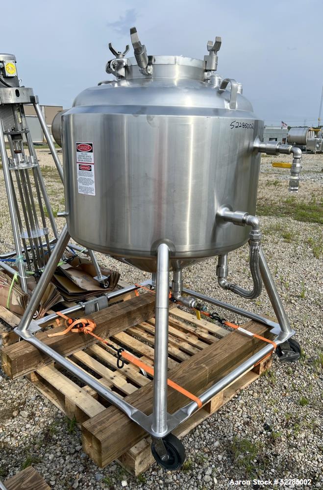 DCI Reactor Vessel, 120 Gallon / 454 Liter capacity. 316 Stainless steel.