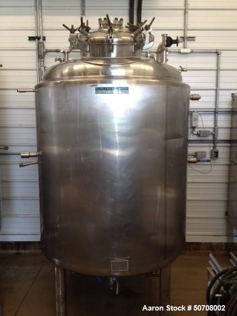 Used Mueller "F" Tank, 1600 Liter (422 Gallon)