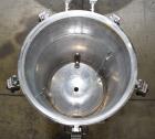 Used Alloy Products 30 Gallon Pressure Vessel / Mix Tank, Stainless Steel, Vertical. Approximate 18