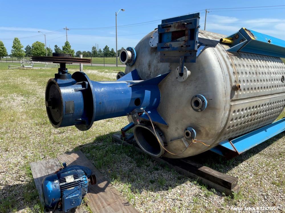 Used Norwalk Fabricators Inc Agitated Reactor, Approximately 1,700 Gallons, 316L Stainless Steel, Vertical. Approximate 6' diameter x 7' straight side. Dished top and bottom. Internal rated 60 psi / ...