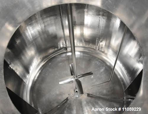 Used 1200 Gallon (4500 Liter) Sanitary Pharmaceutical Reactor/Fermenter