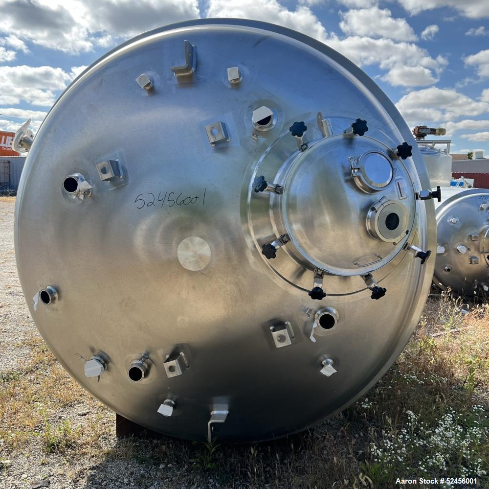 Used Mueller 2,641 Gallon (10,000 Liter) Reactor, Model F, 316L Stainless Steel, Vertical. 90" Diameter x 90" straight side, dished top and bottom. Internal rated 50 psi/Full Vacuum at -7 to 300 degr...