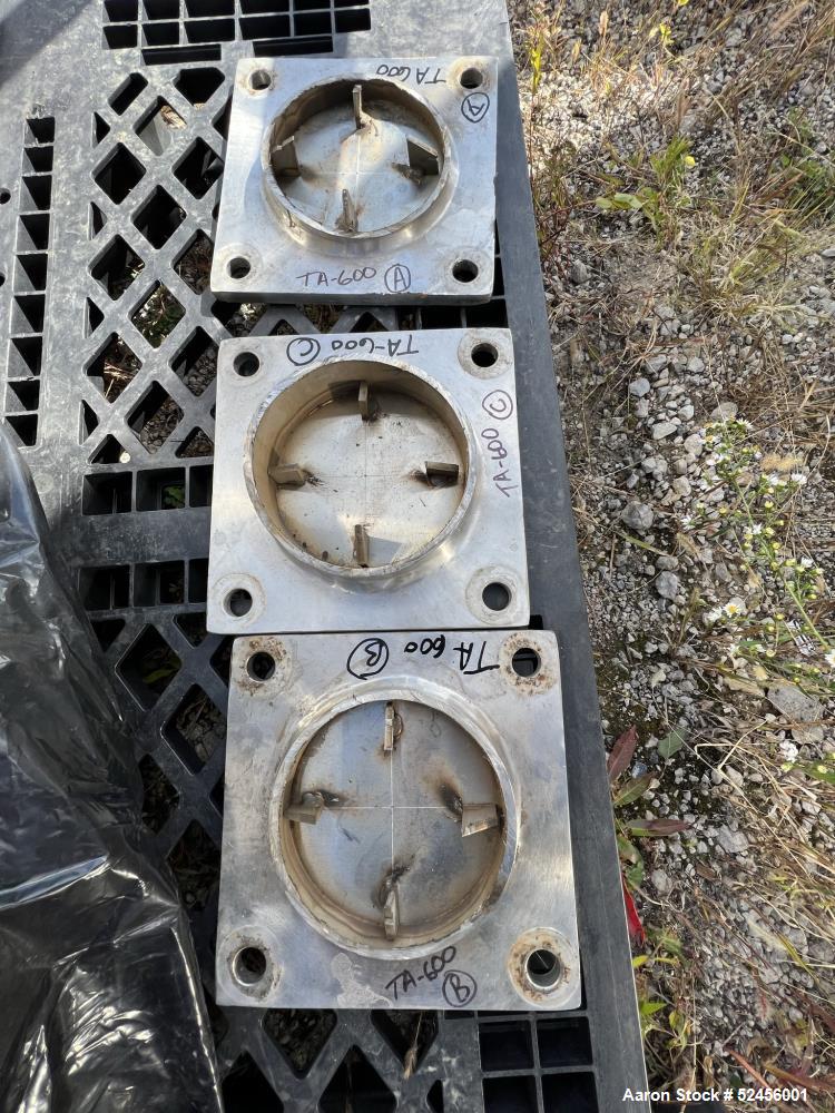 Used Mueller 2,641 Gallon (10,000 Liter) Reactor, Model F, 316L Stainless Steel, Vertical. 90" Diameter x 90" straight side, dished top and bottom. Internal rated 50 psi/Full Vacuum at -7 to 300 degr...