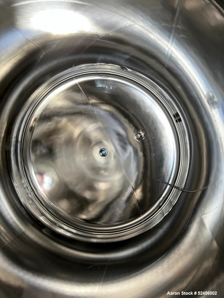 Used Mueller Reactor, 2,641 Gallon (10,000 Liter), Model F, 316L Stainless Steel, Vertical. 90" Diameter x 90" straight side, dished top and bottom. Internal rated 50 psi/Full Vacuum at -7 to 300 deg...
