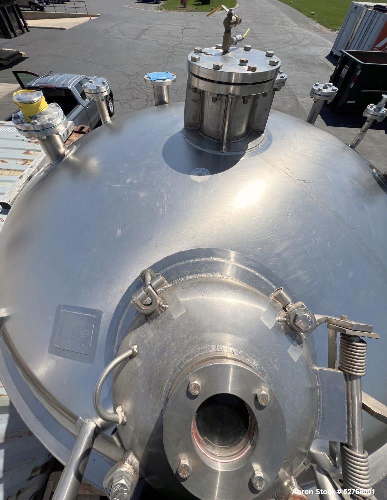 3,000 Gallon Double Wall Stainless Steel Tank