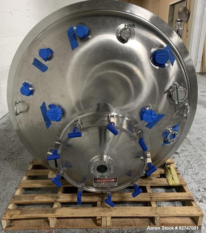 Used Feldmeier 3,200 Liter (845 Gallon) Reactor, 316L Stainless Steel, Vertical. Approximately 54" diameter x 88" straight side. Dished top and bottom. Internal rated 45 psi and full vacuum at -20 to...
