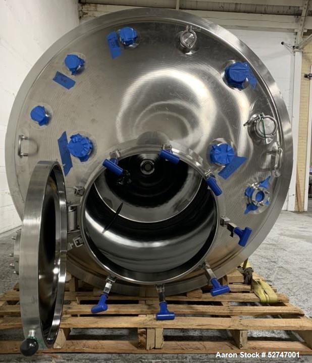 Used Feldmeier 3,200 Liter (845 Gallon) Reactor, 316L Stainless Steel, Vertical. Approximately 54" diameter x 88" straight side. Dished top and bottom. Internal rated 45 psi and full vacuum at -20 to...