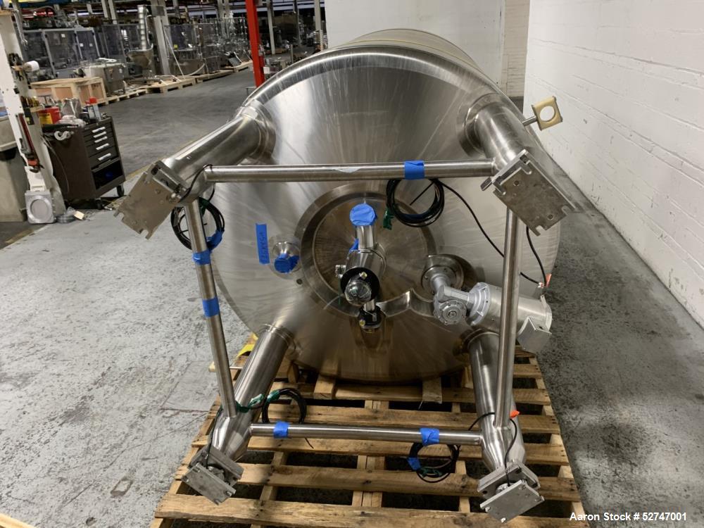 Used Feldmeier 3,200 Liter (845 Gallon) Reactor, 316L Stainless Steel, Vertical. Approximately 54" diameter x 88" straight side. Dished top and bottom. Internal rated 45 psi and full vacuum at -20 to...