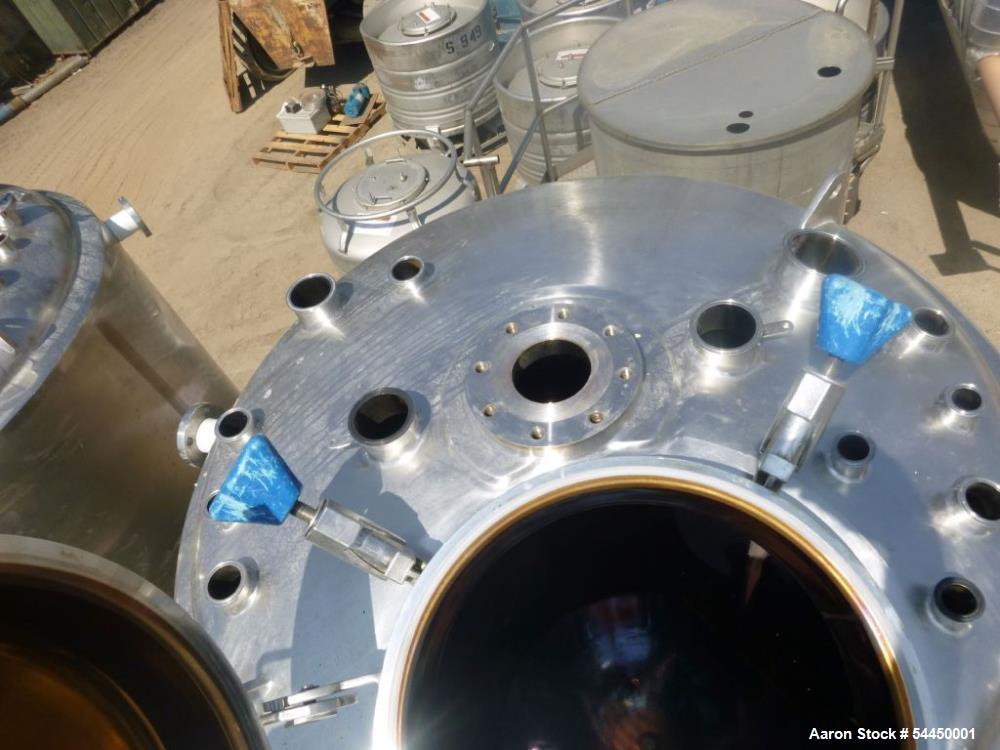 Pharmaceutical Grade 316L Stainless Steel Reactor – 2,500 Liter Jacketed Vessel with Agitation