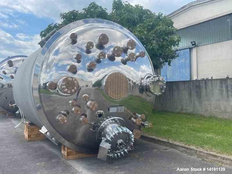 Unused 9,100-Gallon 304L Stainless Steel Reactor by Borghi Srl