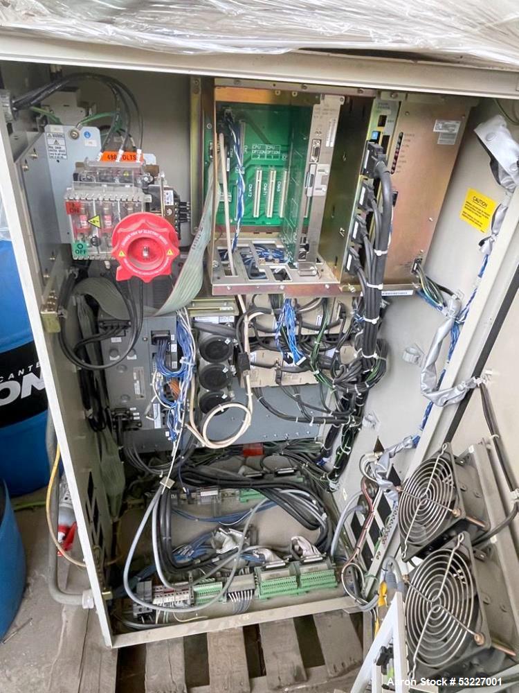Used Motoman ES200N 6-Axis Robot Arm with NX100 Controller – 200kg Payload, 2651mm Reach