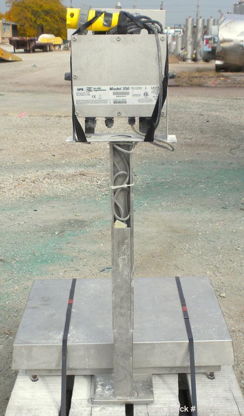 Used- Doran Platform Scale, 150 pound capacity, model DSP5150/1824. 18" x 24" 304 stainless steel  platform. Includes a GSE ...