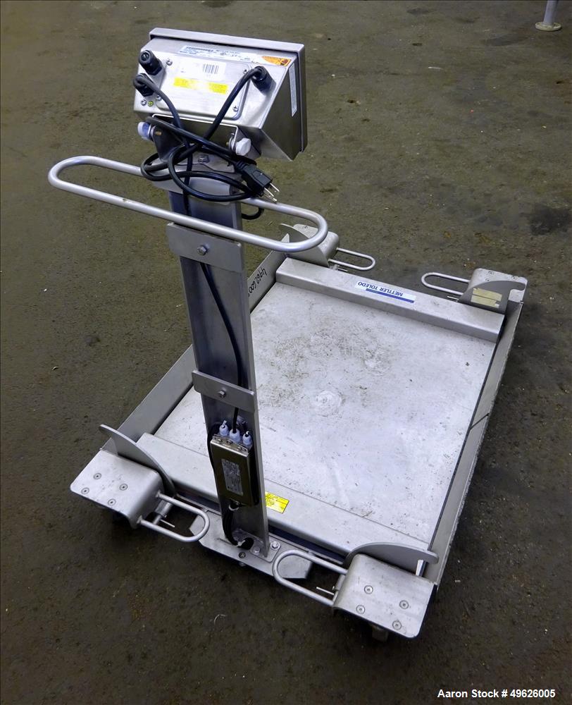Used Mettler Toledo Floor Scale, Model 2888, 304 Stainless Steel.