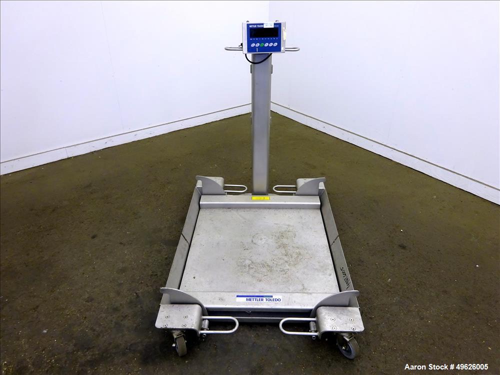 Used Mettler Toledo Floor Scale, Model 2888, 304 Stainless Steel.