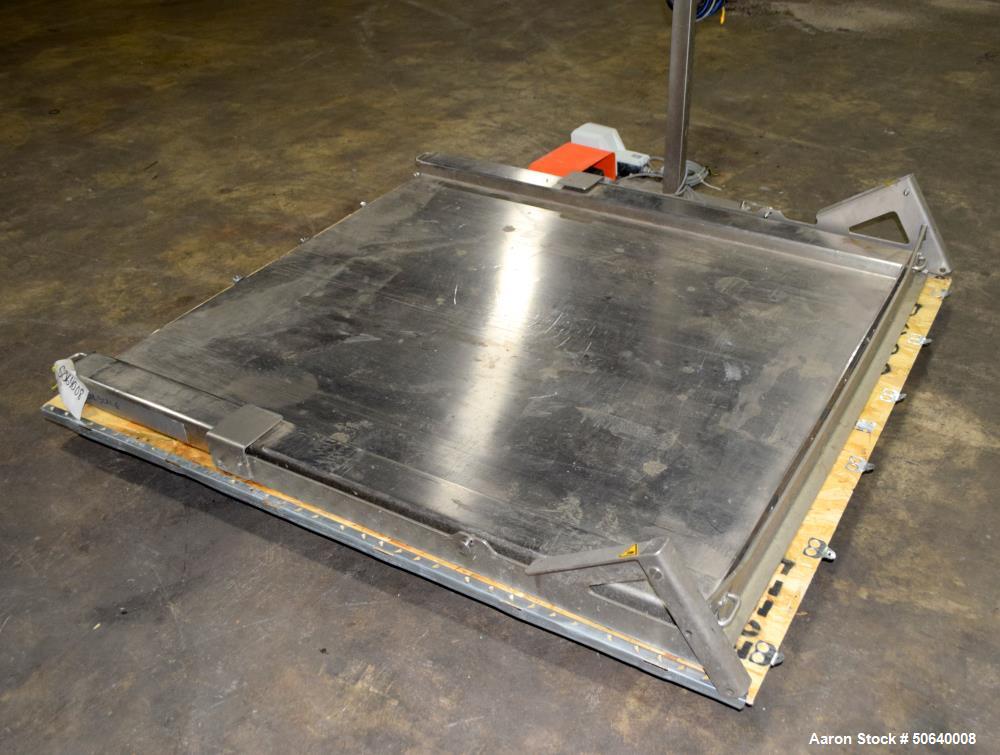 Used Mettler Toledo Low Profile Floor Scale, Model PUA579.