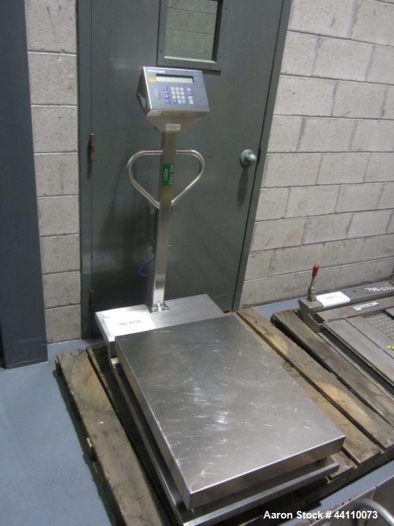 Used- Mettler Toledo Scale 100 kg Max (0.01 kg di