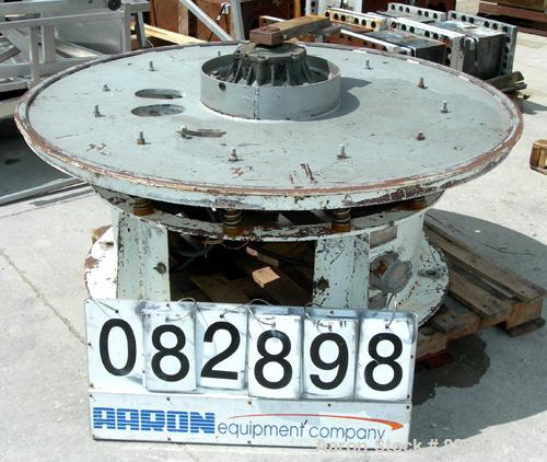 USED: Sweco lower base weldment only, model LS60S-0815. Includes a 5 hp, 3/60/230/460 volt, 1120 rpm motor.
