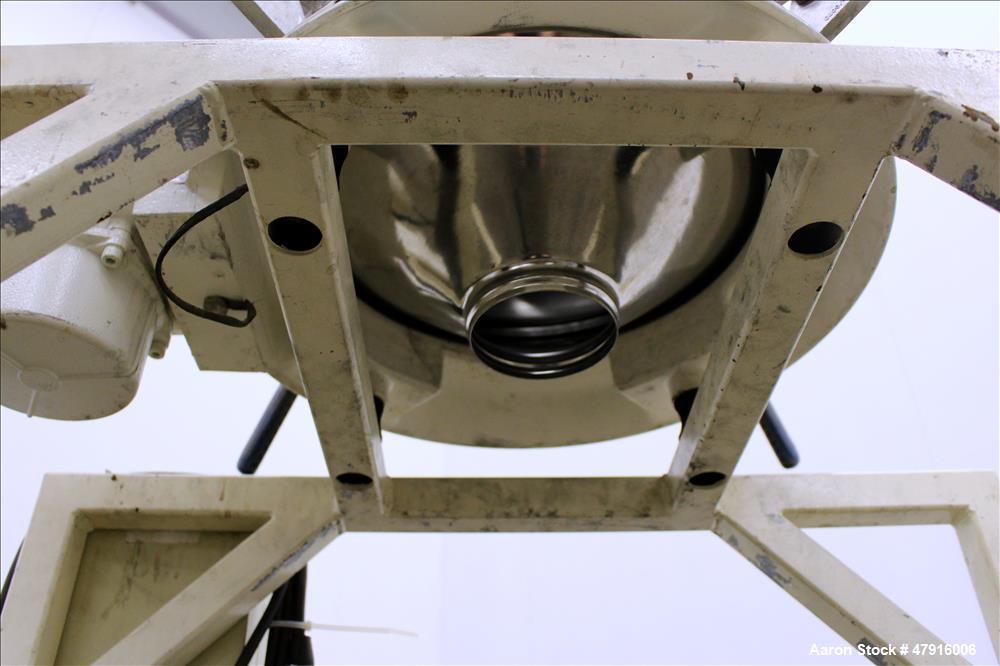 Used Russell Finex Compact Sieve, Model 27400, Stainless Steel. Approximate 14" diameter single deck. Clamp down top cover with 4" feed opening. 4" Center bottom discharge. Driven by a 0.23hp, 1/60/1...