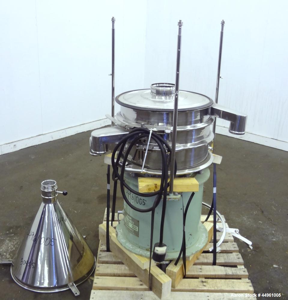 Used Dalton Company Vibrating Screener, Model 402, 304 Stainless Steel. Apprixmate 14" diameter, double deck, 3 separation with top cover. Driven by a 0.4kw, 3/60/220 volt, 3440 rpm motor. Includes a...