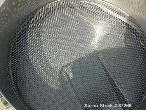 USED: MM Industries Vorti-Siv vibrating sieving and straining machine, model RBF-3, 316 stainless steel. (1) 30" diameter mesh sieve. Top feed with cover, side discharge chute. 7" high main sieve rim...