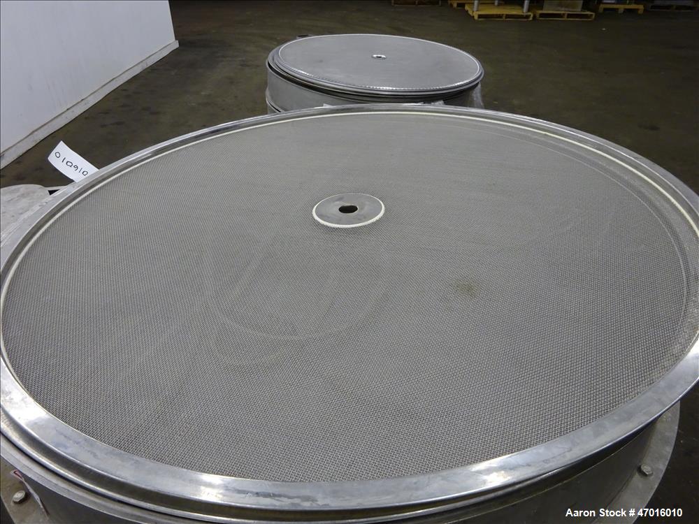 Used Midwestern Industries Screener, Model ME60S8-4-4-4, 304 Stainless Steel. 60" diameter, single, 1 separation. Driven by a 3 hp, 3/60/230/460 volt, 1750 rpm motor. Mounted on a base with 4 legs. S...