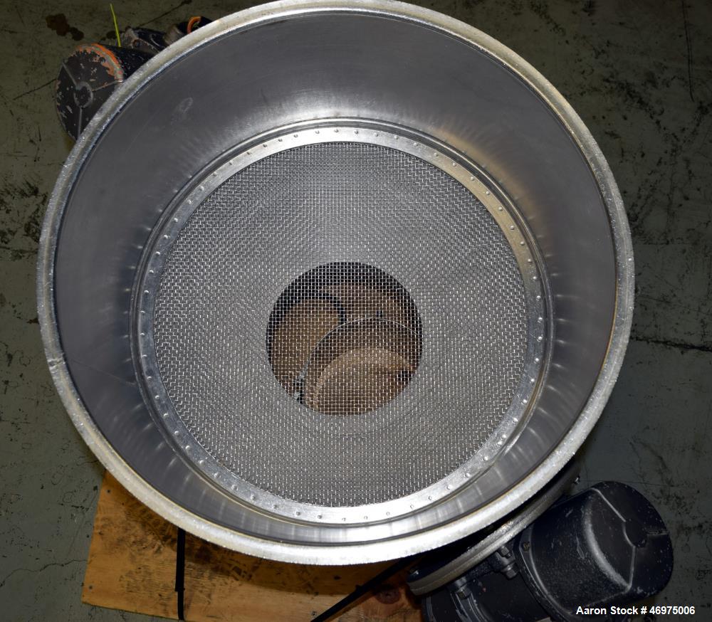 Used Midwestern Industries Low Profile Wet Scalping Screener, Model MLP24S6-10, 304 Stainless Steel. Approximate 24" diameter single deck, single separation. Top cover, screen, bottom outlet. Driven ...