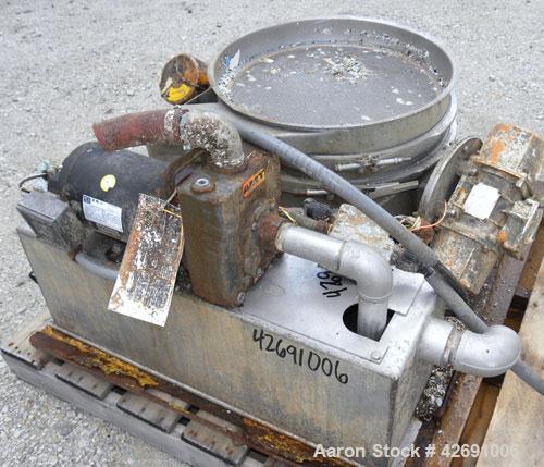 Used Midwestern Industries Low Profile Wet Scalping Screener, Model MLP24S6-3, 304 Stainless Steel. 22-1/2’’ Diameter single deck, 2 separation. No top cover, ball cleaning deck. Bottom outlet with a...