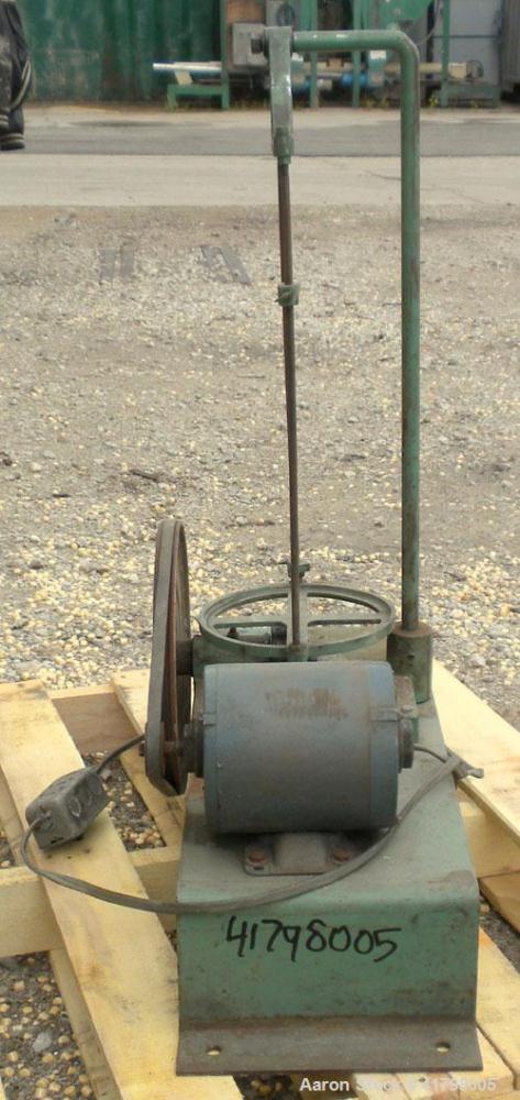 Used W.S. Tyler Sieve Shaker, Carbon Steel. Can handle approximately 8" diameter pans, 18’’ tall tray holder height. Driven by a 1/4 hp, 1/60/115 volt, 1725 rpm motor. Base mounted.