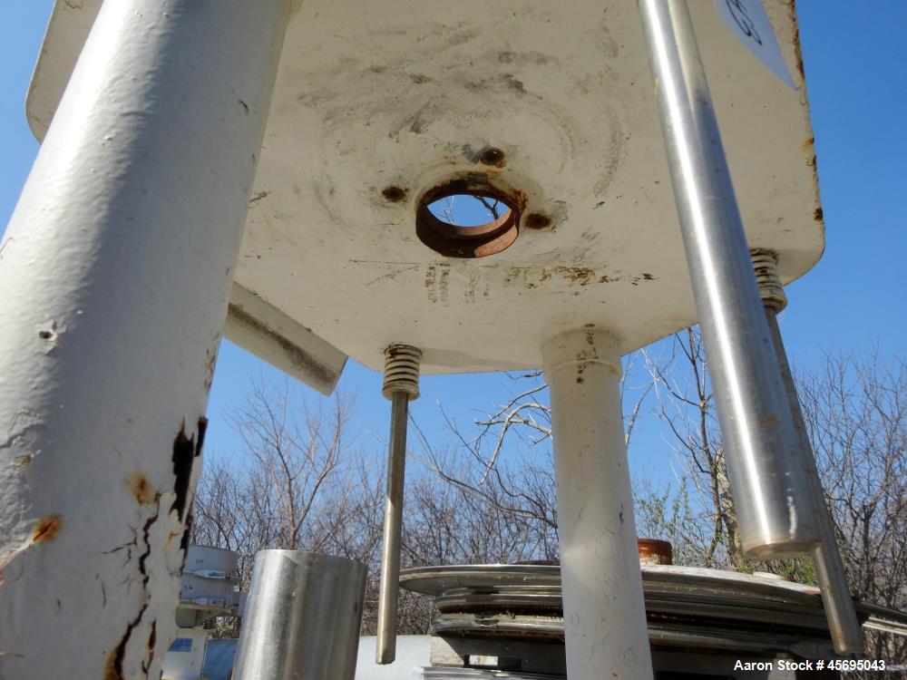 Used Sprout Waldron Pedestal Sifter, Model PS34, Stainless Steel. Approximate 32" diameter single deck, 2 separation. 5 Square feet gross screening area. Capacity approximately 8000 to 16000 pounds p...
