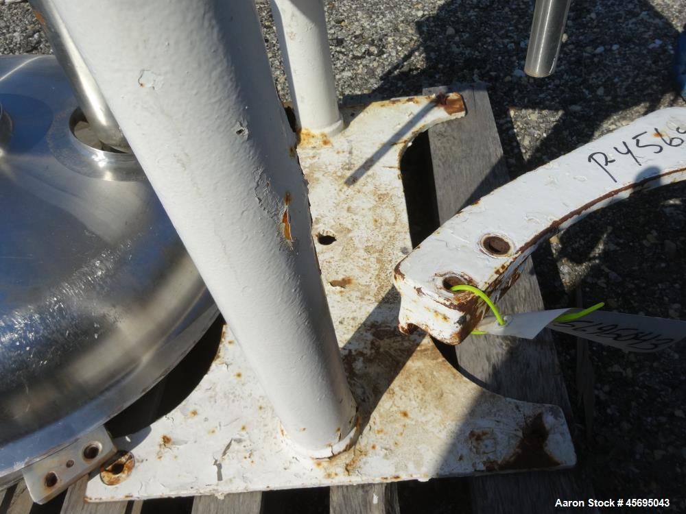 Used Sprout Waldron Pedestal Sifter, Model PS34, Stainless Steel. Approximate 32" diameter single deck, 2 separation. 5 Square feet gross screening area. Capacity approximately 8000 to 16000 pounds p...