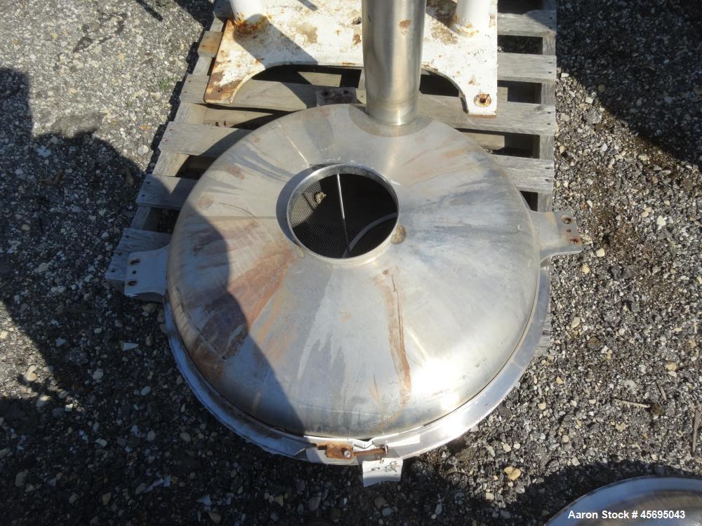 Used Sprout Waldron Pedestal Sifter, Model PS34, Stainless Steel. Approximate 32" diameter single deck, 2 separation. 5 Square feet gross screening area. Capacity approximately 8000 to 16000 pounds p...